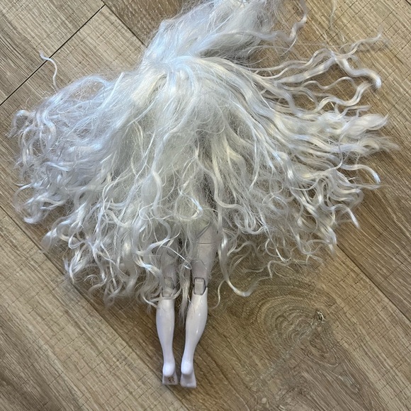 Rainbow High Shadow High Doll - Picture 2 of 2